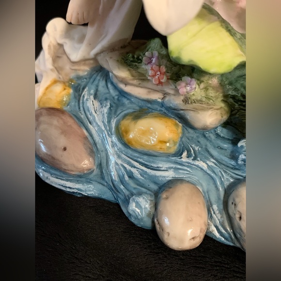 Ok Lighting - Crackle Glass Flower Vase With Angel / Fairy Statue - Picture 13 of 14